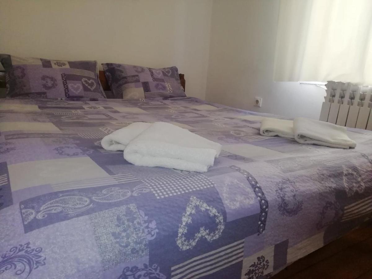 Apartment Green Free Private Parking Novi Sad Exterior photo