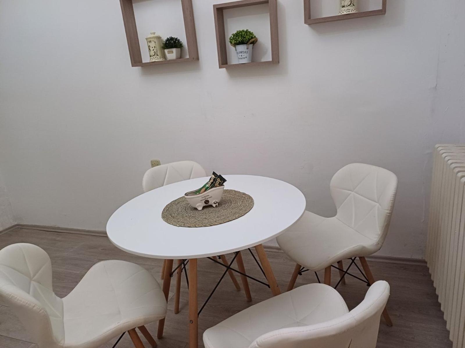 Apartment Green Free Private Parking Novi Sad Exterior photo