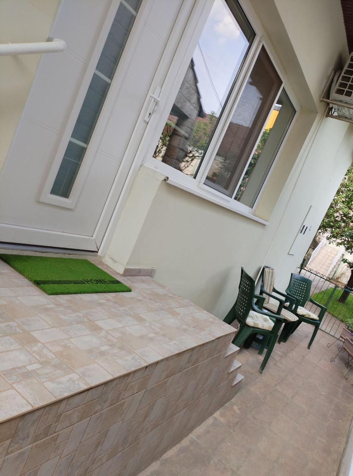 Apartment Green Free Private Parking Novi Sad Exterior photo